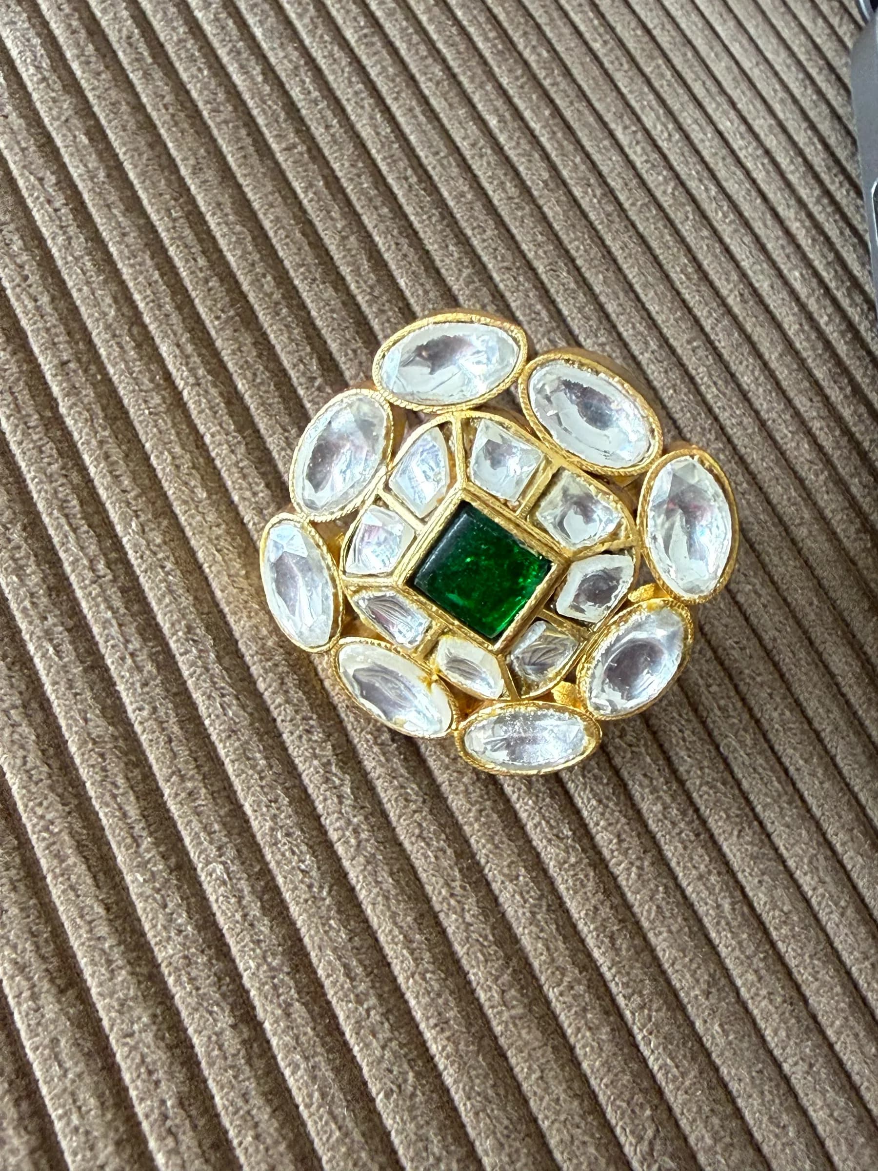 Mārakat Ring – worn close-up