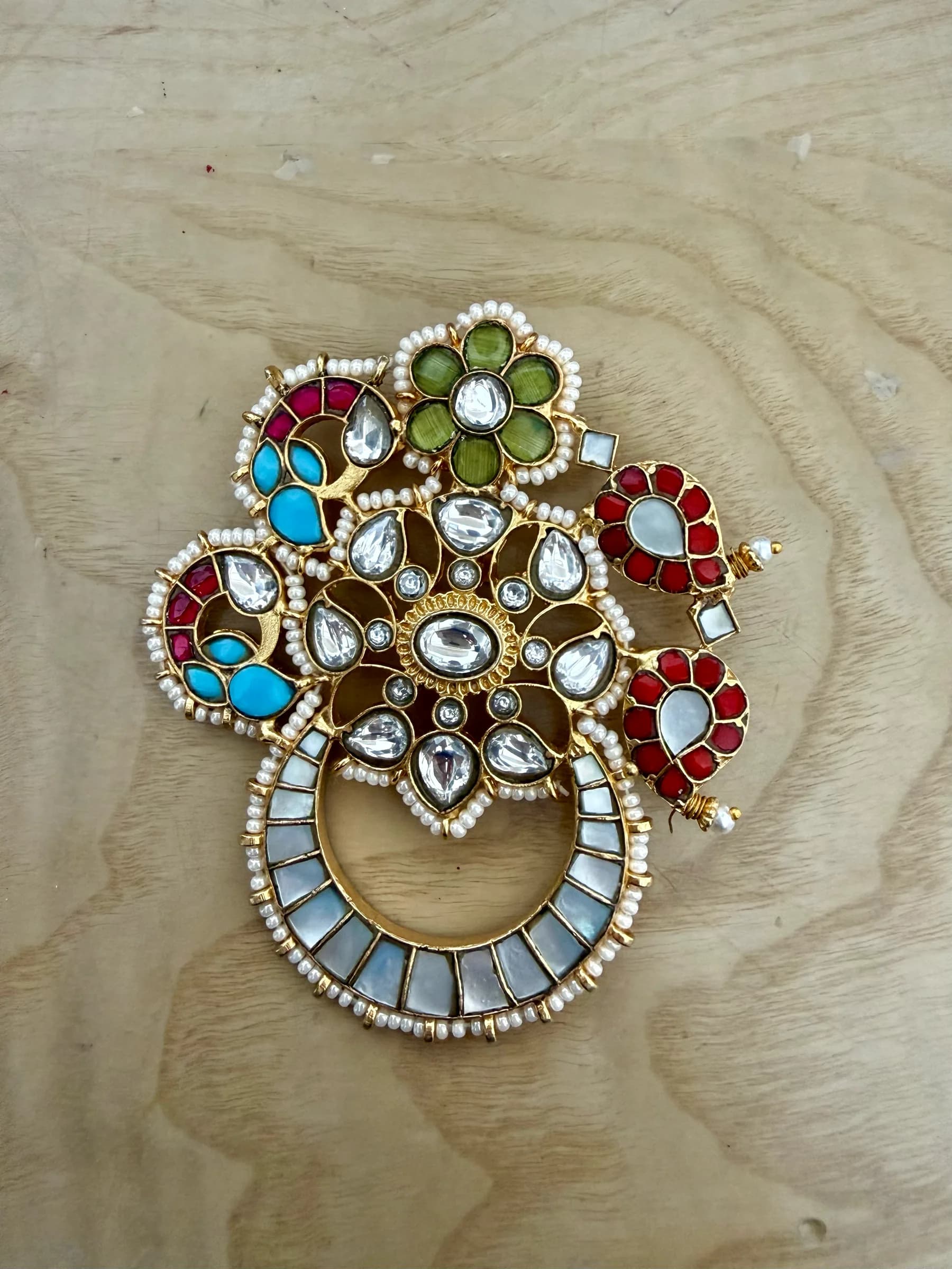 Rangmil Pendant – styled